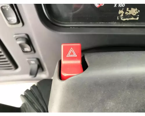 FREIGHTLINER M2-106 Steering Column