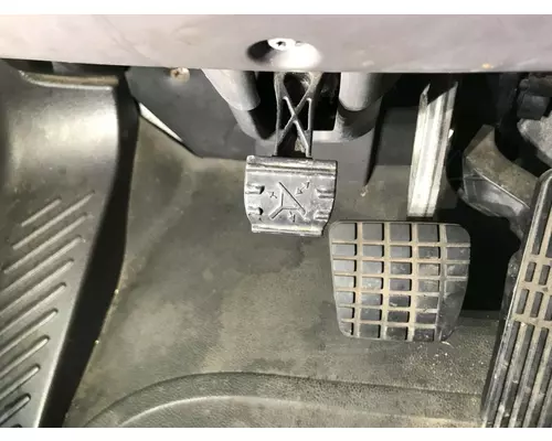 FREIGHTLINER M2-106 Steering Column