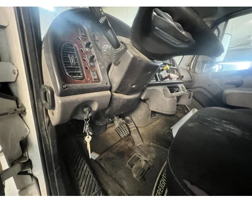 FREIGHTLINER M2 106 Steering Column
