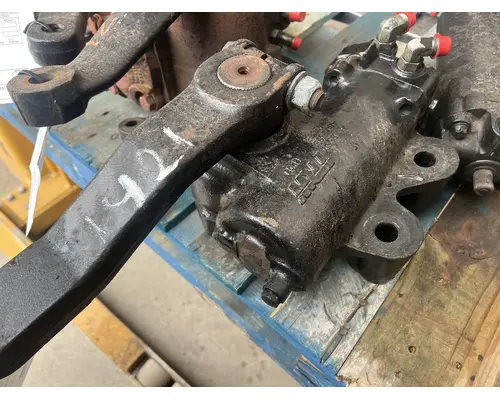 FREIGHTLINER M2 106 Steering Gear  Rack
