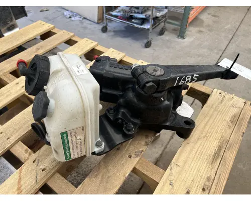 FREIGHTLINER M2 106 Steering Gear  Rack