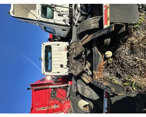 FREIGHTLINER M2-106 Step