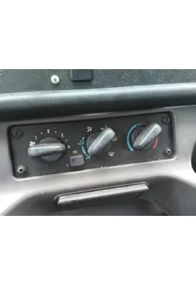 FREIGHTLINER M2 106 TEMPERATURE CONTROL