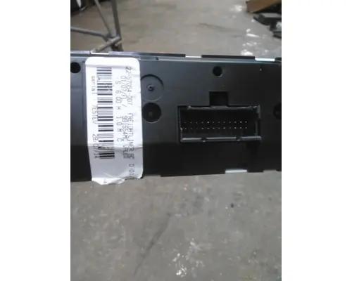 FREIGHTLINER M2 106 TEMPERATURE CONTROL