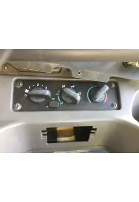 FREIGHTLINER M2 106 TEMPERATURE CONTROL