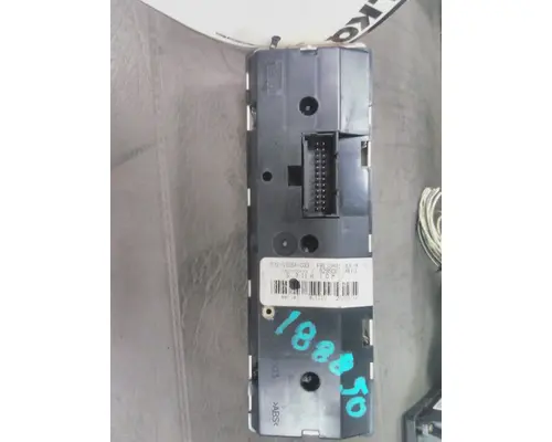 FREIGHTLINER M2 106 TEMPERATURE CONTROL