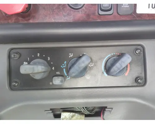 FREIGHTLINER M2 106 TEMPERATURE CONTROL