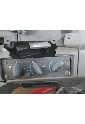 FREIGHTLINER M2 106 TEMPERATURE CONTROL