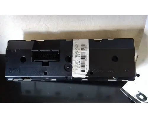 FREIGHTLINER M2 106 TEMPERATURE CONTROL