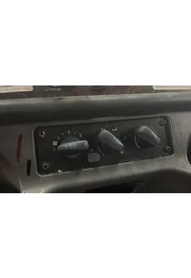 FREIGHTLINER M2 106 TEMPERATURE CONTROL