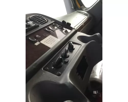 FREIGHTLINER M2 106 TEMPERATURE CONTROL