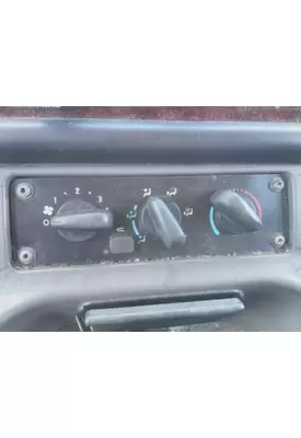 FREIGHTLINER M2 106 TEMPERATURE CONTROL