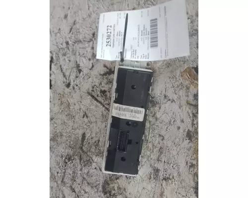 FREIGHTLINER M2 106 TEMPERATURE CONTROL