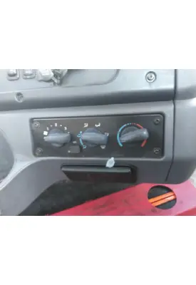 FREIGHTLINER M2 106 TEMPERATURE CONTROL