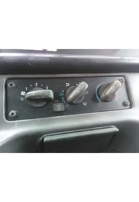 FREIGHTLINER M2 106 TEMPERATURE CONTROL