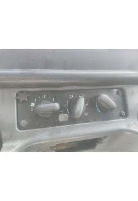 FREIGHTLINER M2 106 TEMPERATURE CONTROL