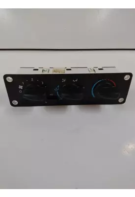 FREIGHTLINER M2 106 TEMPERATURE CONTROL