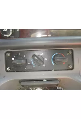 FREIGHTLINER M2 106 TEMPERATURE CONTROL