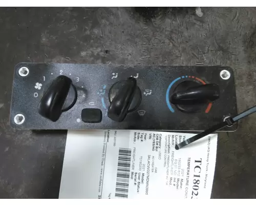 FREIGHTLINER M2 106 TEMPERATURE CONTROL