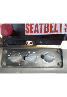 FREIGHTLINER M2 106 TEMPERATURE CONTROL