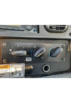 FREIGHTLINER M2 106 TEMPERATURE CONTROL