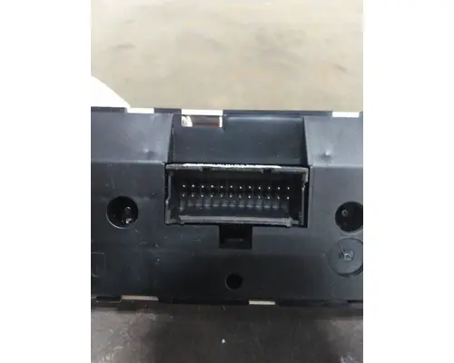 FREIGHTLINER M2 106 TEMPERATURE CONTROL