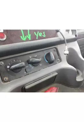 FREIGHTLINER M2 106 TEMPERATURE CONTROL