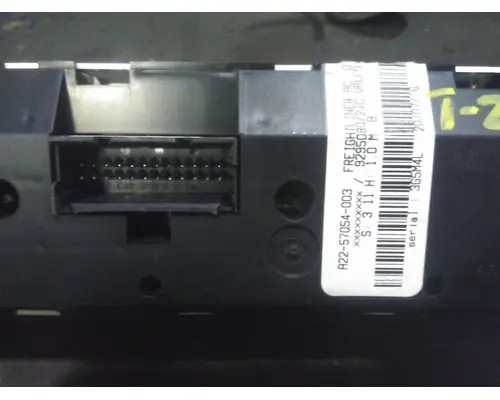 FREIGHTLINER M2 106 TEMPERATURE CONTROL