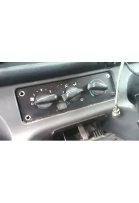 FREIGHTLINER M2 106 TEMPERATURE CONTROL