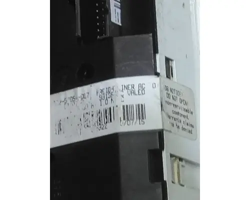 FREIGHTLINER M2 106 TEMPERATURE CONTROL