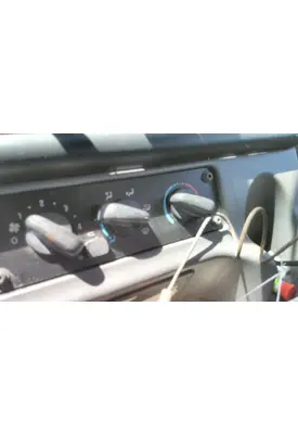 FREIGHTLINER M2 106 TEMPERATURE CONTROL