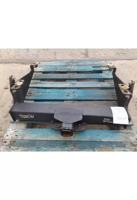 FREIGHTLINER M2 106 TRAILER HITCH