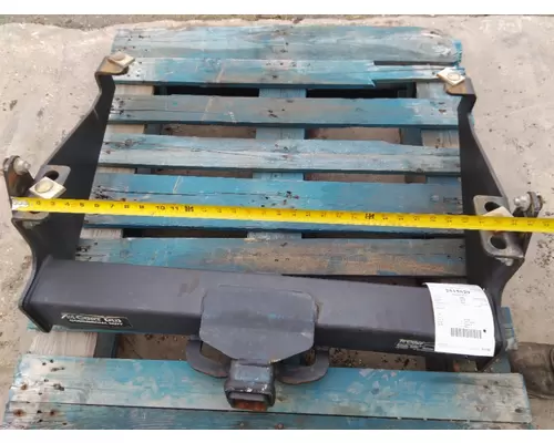 FREIGHTLINER M2 106 TRAILER HITCH