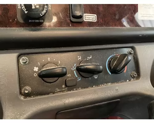 FREIGHTLINER M2 106 Temperature Control