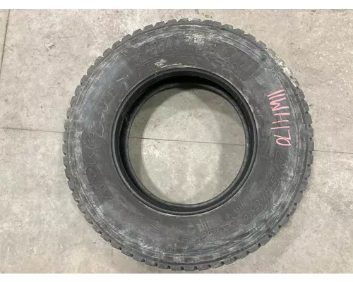 FREIGHTLINER M2-106 Tires