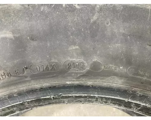 FREIGHTLINER M2-106 Tires