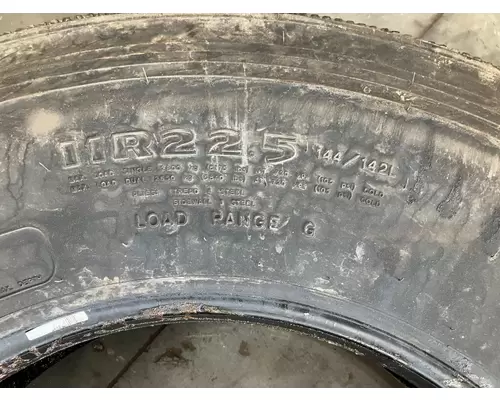 FREIGHTLINER M2-106 Tires