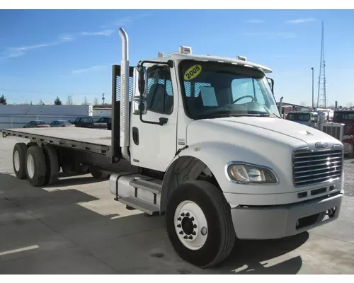 FREIGHTLINER M2-106 Truck