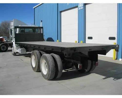 FREIGHTLINER M2-106 Truck
