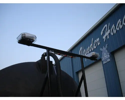 FREIGHTLINER M2-106 Truck