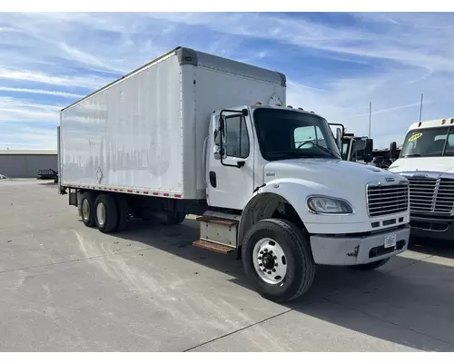 FREIGHTLINER M2-106 Truck