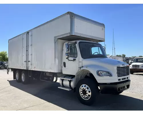 FREIGHTLINER M2-106 Truck