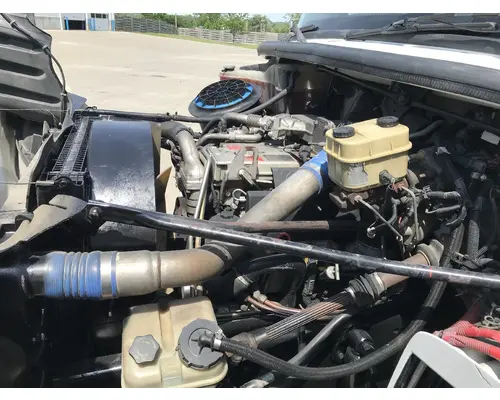 FREIGHTLINER M2-106 Truck