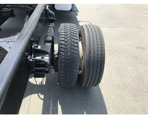 FREIGHTLINER M2-106 Truck