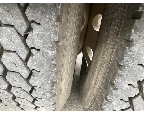 FREIGHTLINER M2-106 Truck