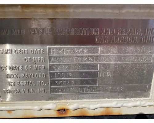 FREIGHTLINER M2-106 Truck