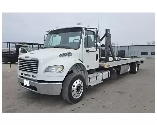 FREIGHTLINER M2 106 Used Trucks