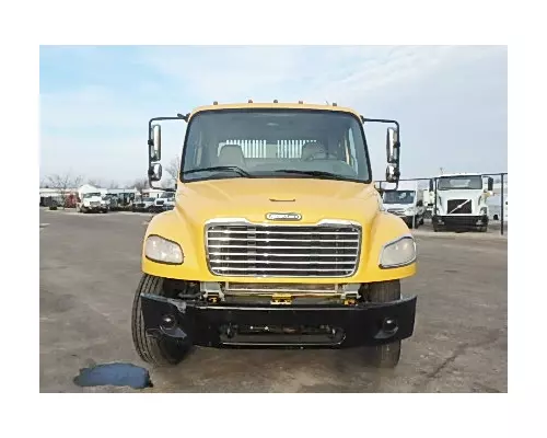 FREIGHTLINER M2 106 Used Trucks