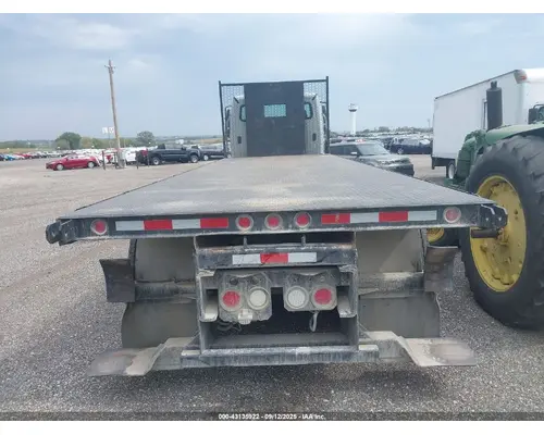 FREIGHTLINER M2 106 Used Trucks