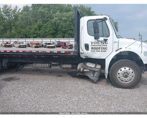 FREIGHTLINER M2 106 Used Trucks